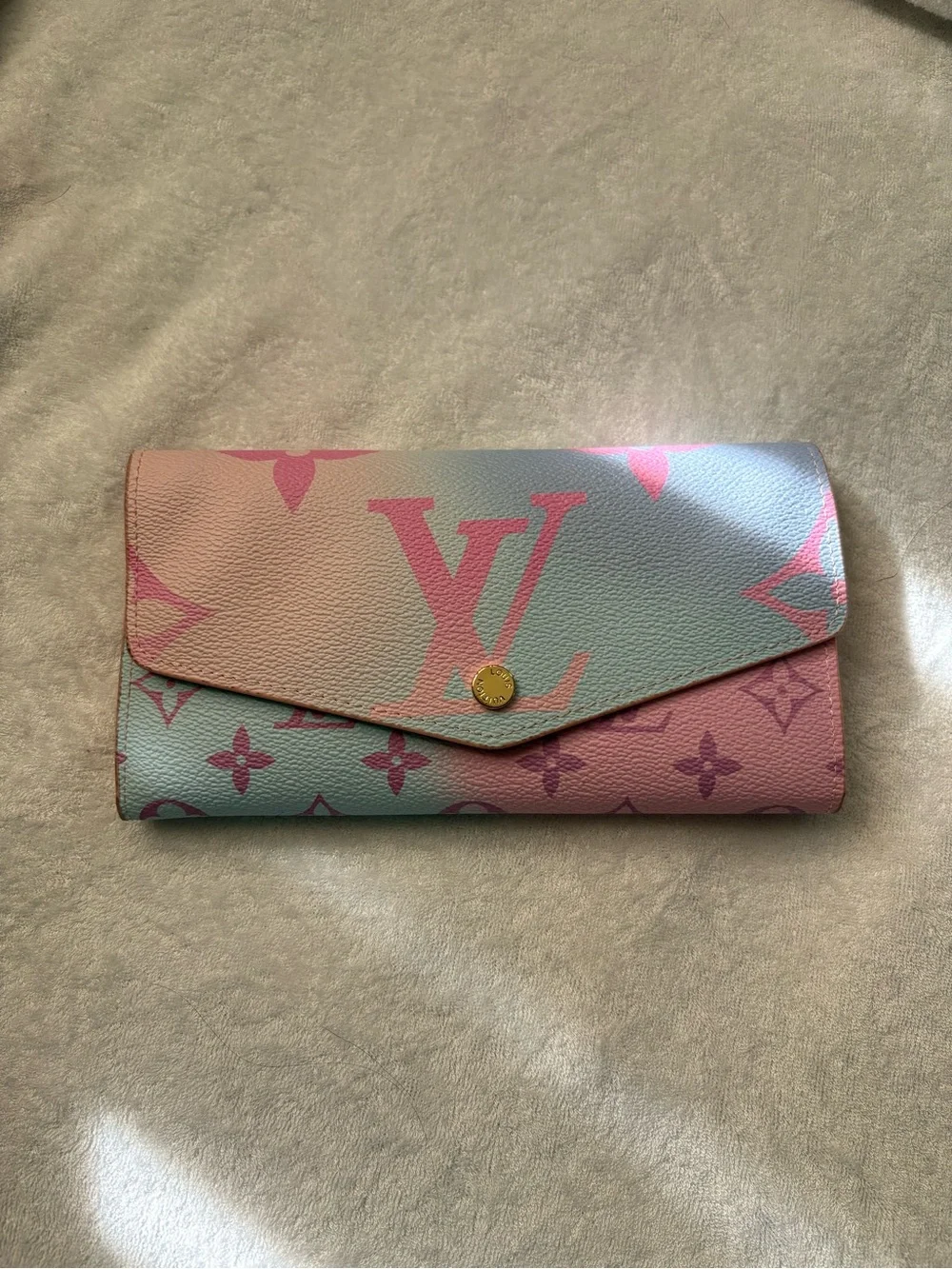 Louis Vuitton Pastel Gradient Monogram Wallet - Pink & Blue